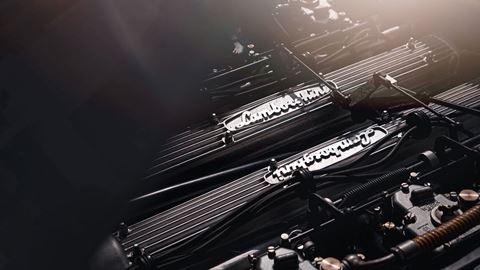 350GT and Aventador Ultimae - V12 year