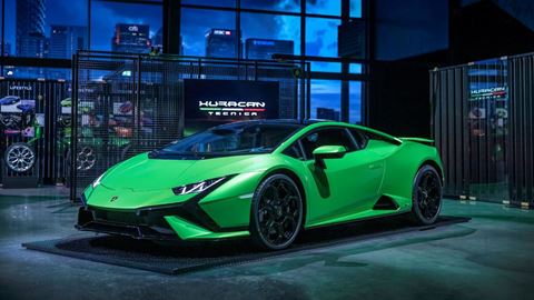 Huracán Tecnica London view