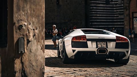 Murciélago the legendary Lamborghini V12 enters the 21st century