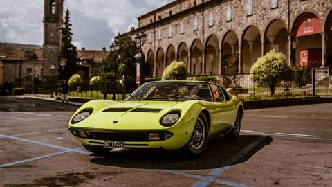 Automobili Lamborghini Miura - The First Supercar