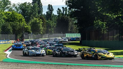 Lamborghini Super Trofeo Europe race start