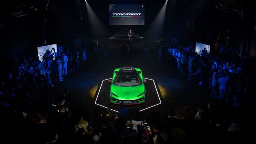 Bonjour to Lamborghini Temerario