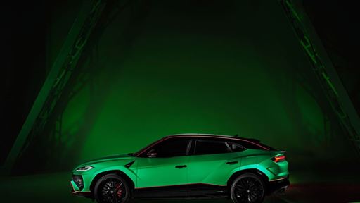 Urus SE Tettonero Capsule