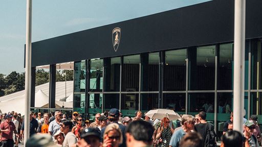 Urus SE Performante makes its first public appearance at Goodwood Festival of Speed