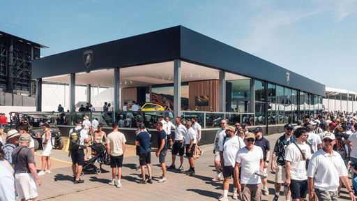 Urus SE Performante makes its first public appearance at Goodwood Festival of Speed