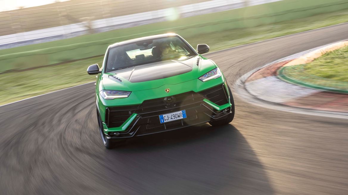Lamborghini Urus Performante Dynamic Launch Vallelunga 2022