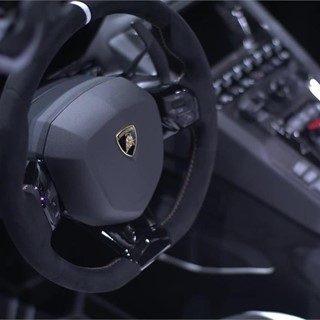 Lamborghini Aventador SVJ Roadster – Beauty Shots (Interiors)