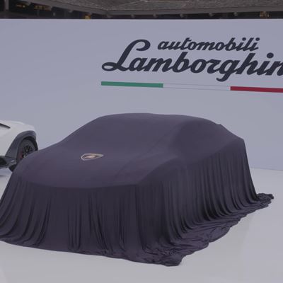 Lamborghini Lanzador Unveil Camera A