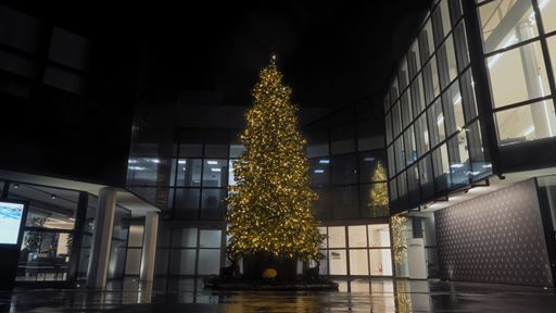 Automobili Lamborghini presents “The Dinner”: the Christmas video celebrating authenticity, memory, and the strength